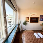 Top Floor Getaway In Central Helsinki - Church & Sea View